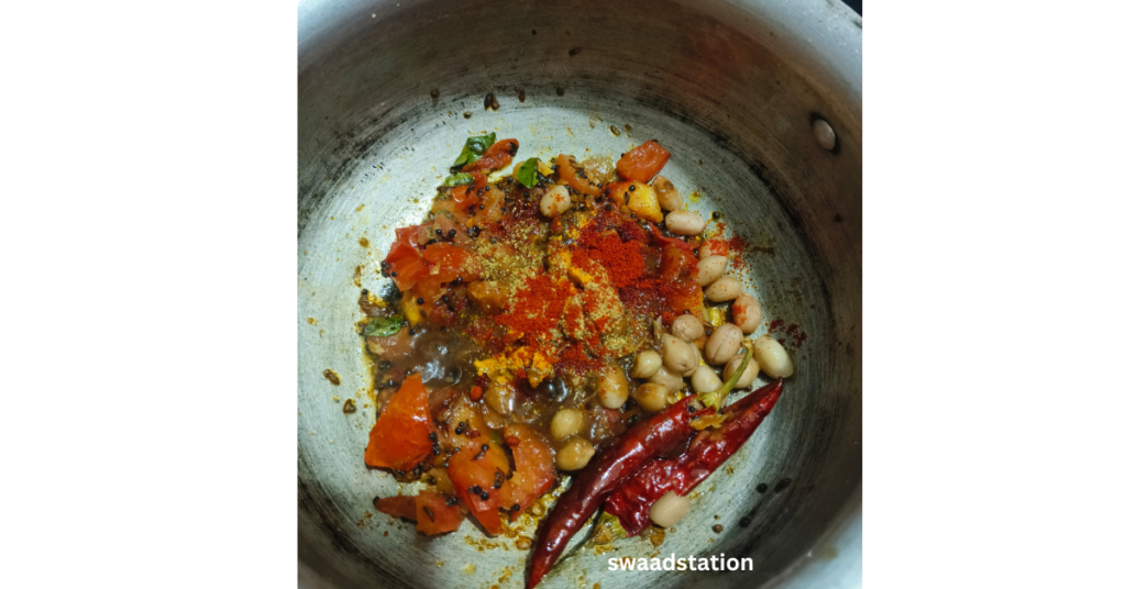 Gujarati Dal Recipe In Hindi